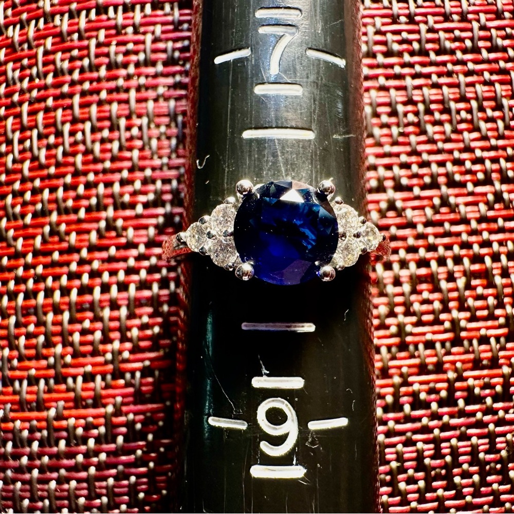 Fragrant Jewels Silver Ring with Midnight Blue Stone